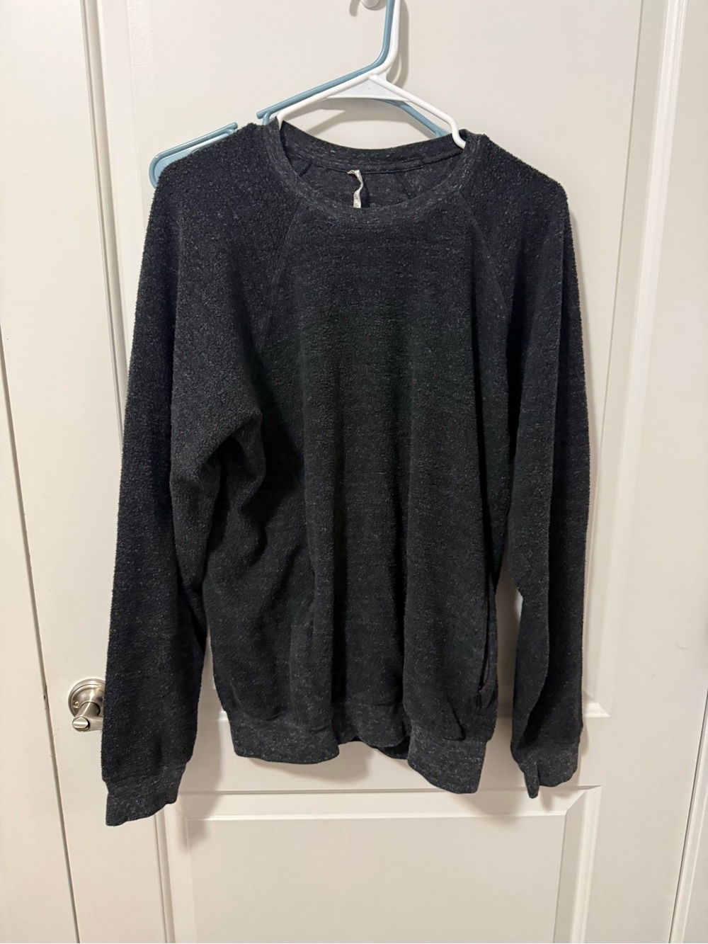 ALO Yoga Men's Dark Charcoal Crewneck Sweater